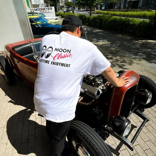 T-shirt MOONEYES Classic