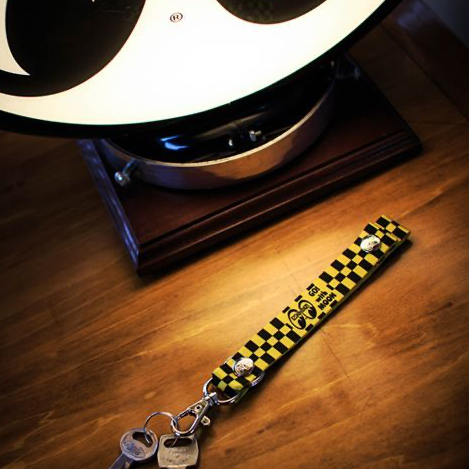 Portachiavi MOONEYES Keychain Checkerboard