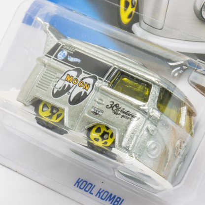EXCLUSIVE 30” ANNIVERSARY 
Hot Wheels MOONEYES Kool Kombi (Argento)